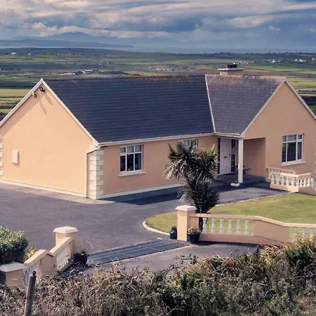 Hilltop Bed & Breakfast *