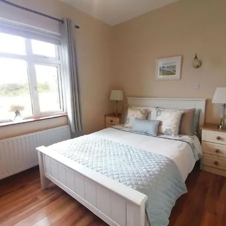 Hilltop Bed & Breakfast *