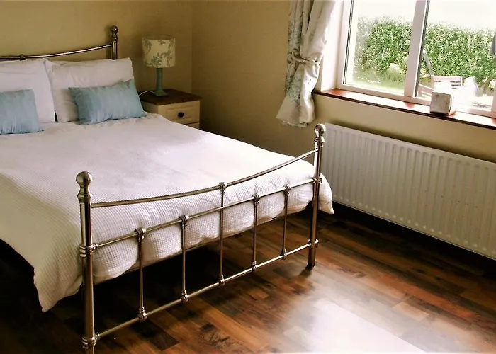 Hilltop Bed & Breakfast *