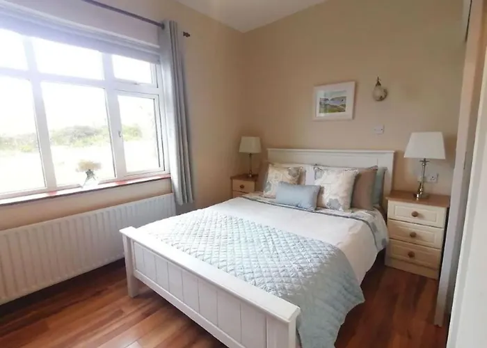 Hilltop Bed & Breakfast *